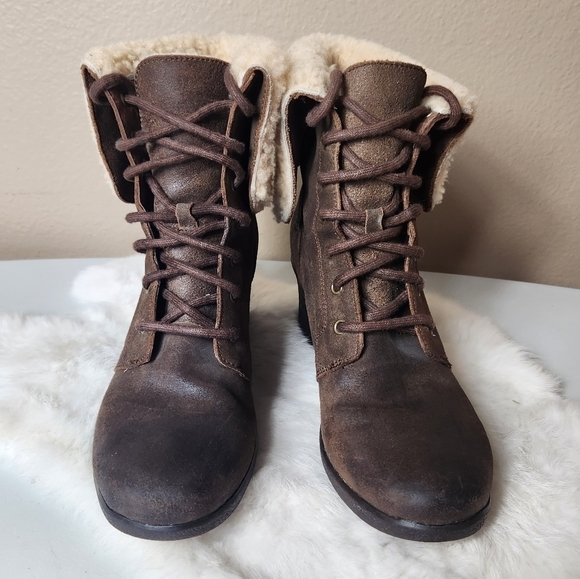 UGG Uptown Zea Brown Leather Shearling Wedge Boots-Size 9 - Picture 2 of 15